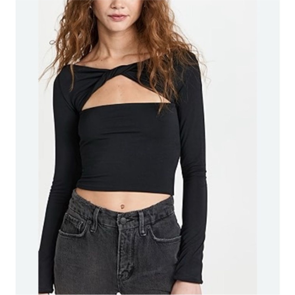 SER.O.YA Black Women's Long Sleeve Crop Top - Revolve
